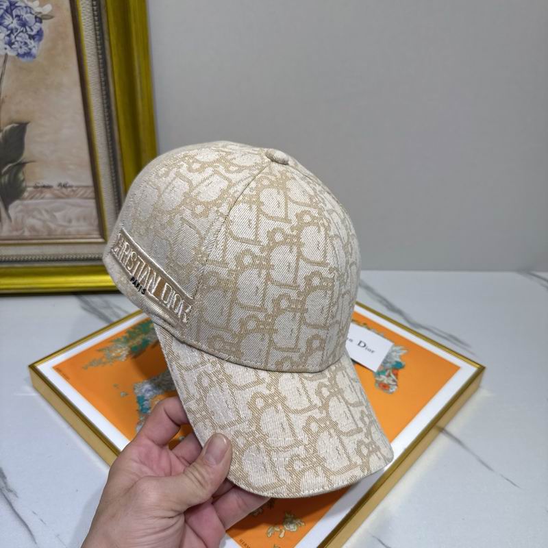 Dior Cap (852)