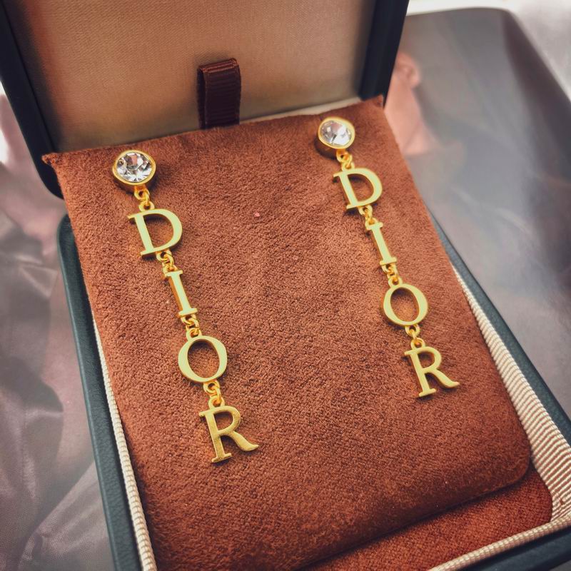 Dior Earring 09yxx06 (3)