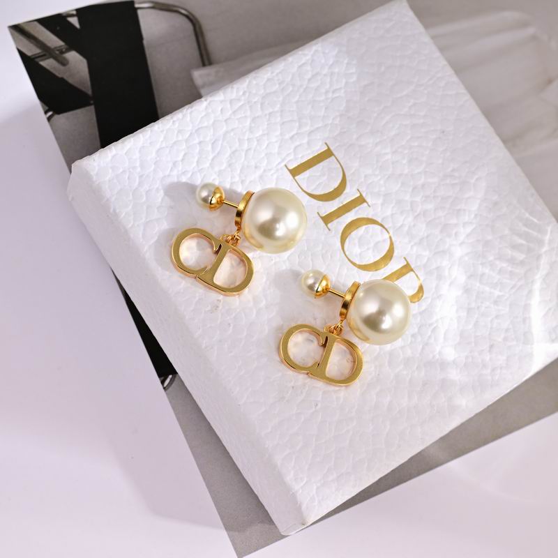 Dior Earring 09yxx09 (1)