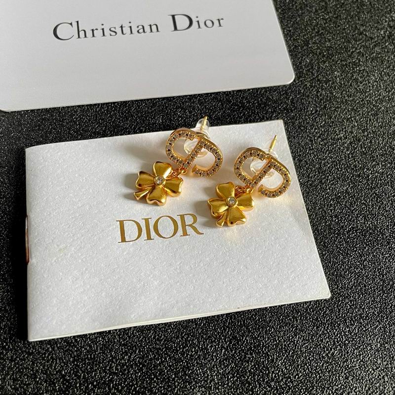 Dior Earring 09yxx13 (6)