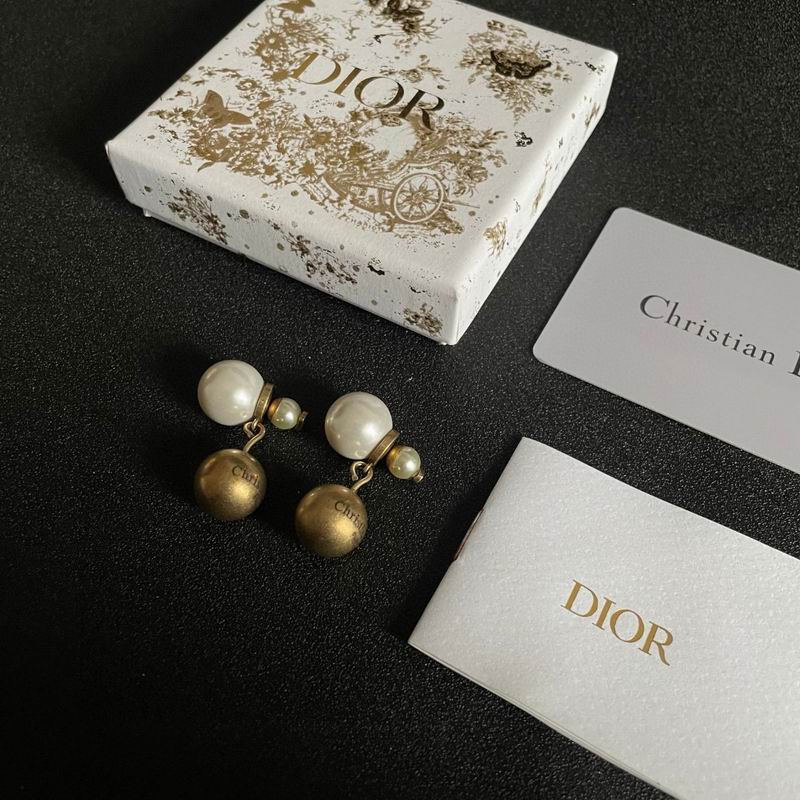 Dior Earring 09yxx32 (3)