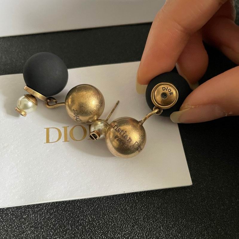 Dior Earring 09yxx32 (4)