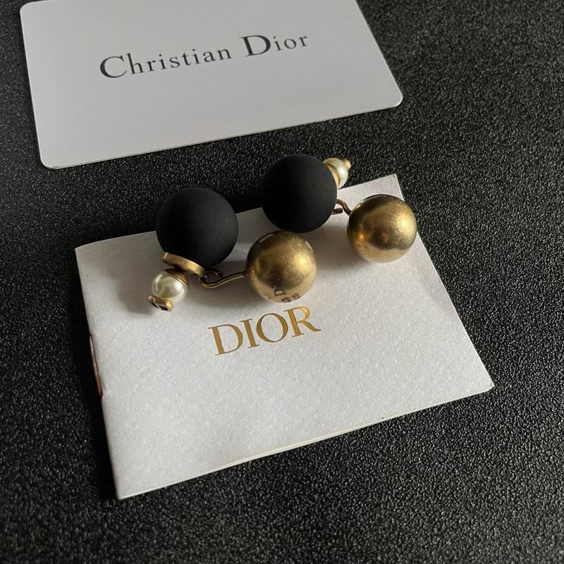 Dior Earring 09yxx32 (6)