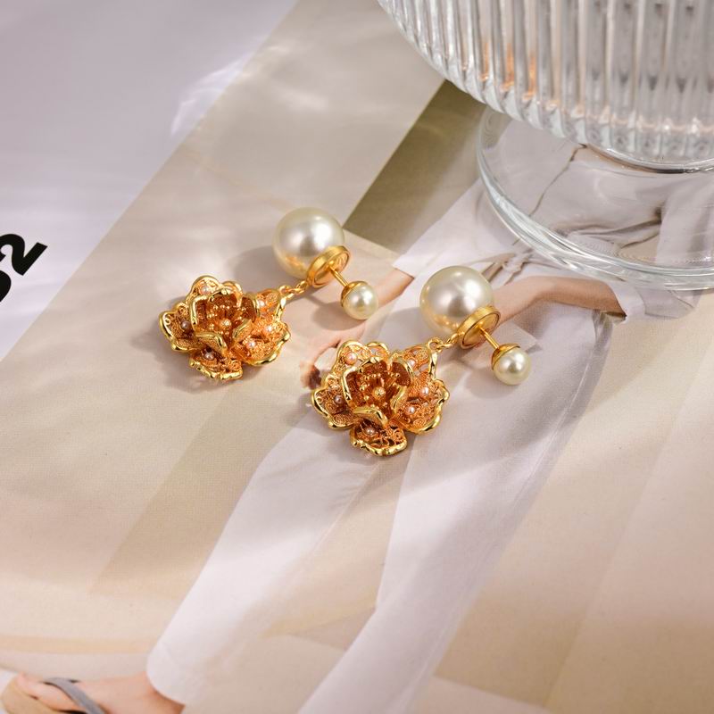 Dior Earring 09yxx45 (2)