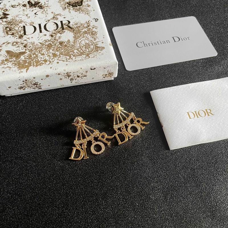 Dior Earring 09yxx55 (3)