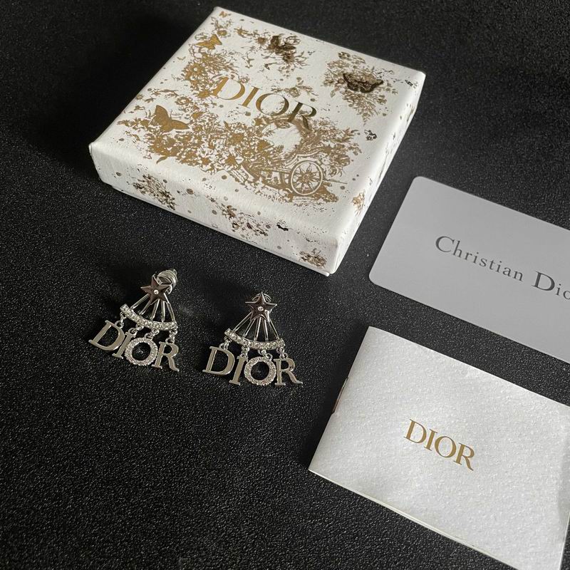 Dior Earring 09yxx55 (8)