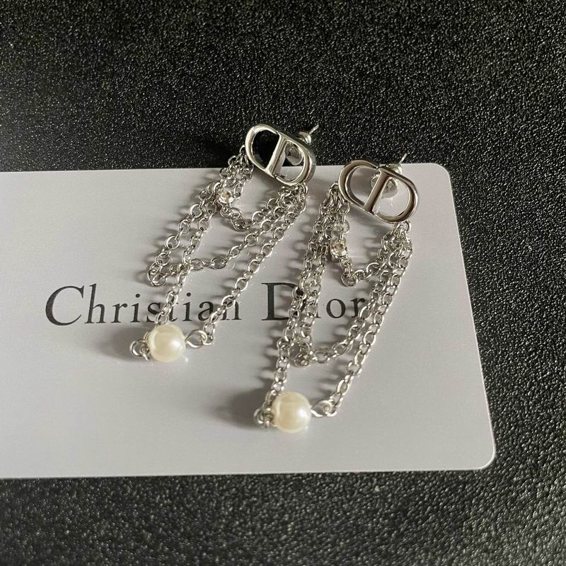 Dior Earring 09yxx56 (11)