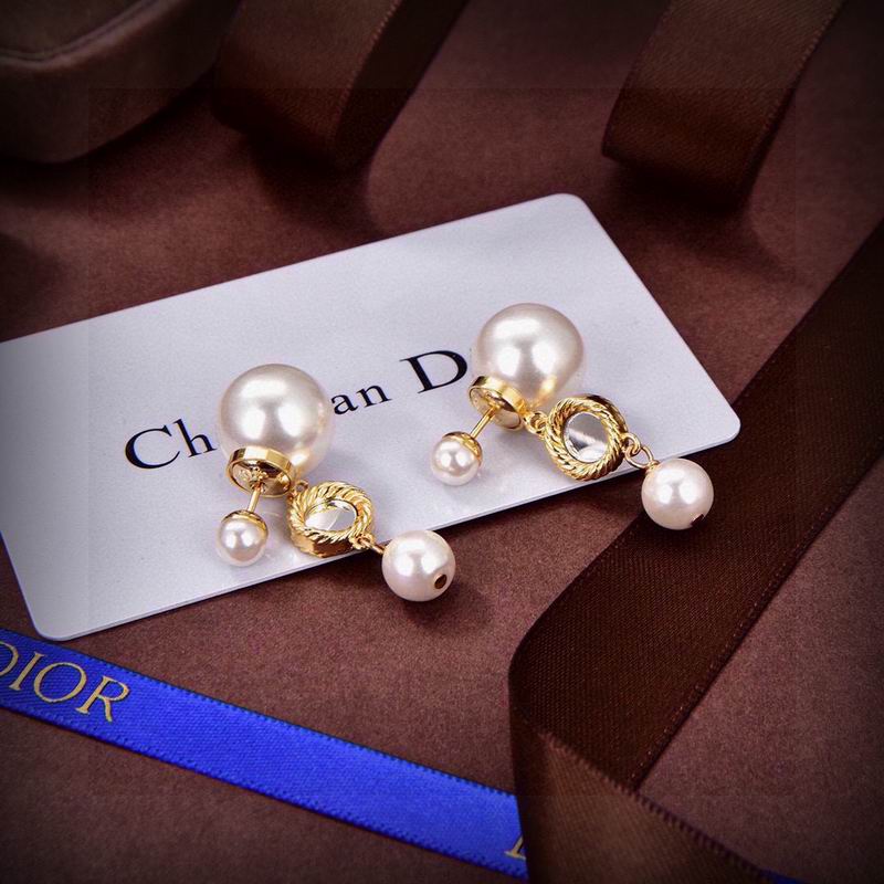 Dior Earring 09yxx70 (5)