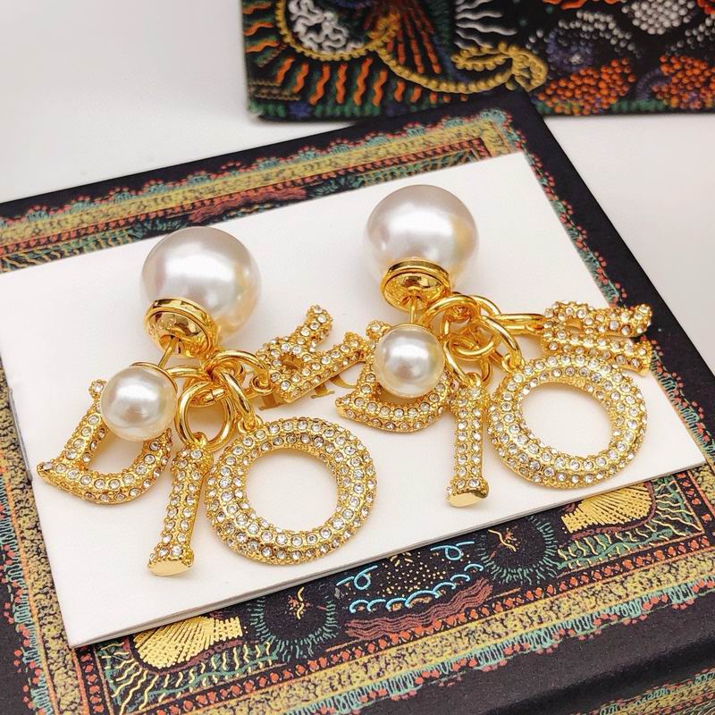 Dior Earring 09yxx82 (3)
