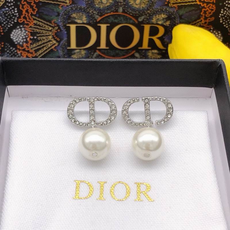 Dior Earring 09yxx87 (3)