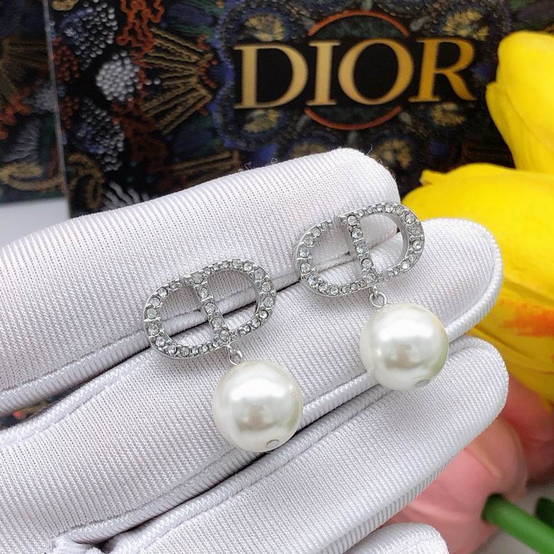 Dior Earring 09yxx87 (4)