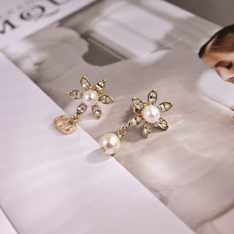 Dior Earring 09yxx89 (2)