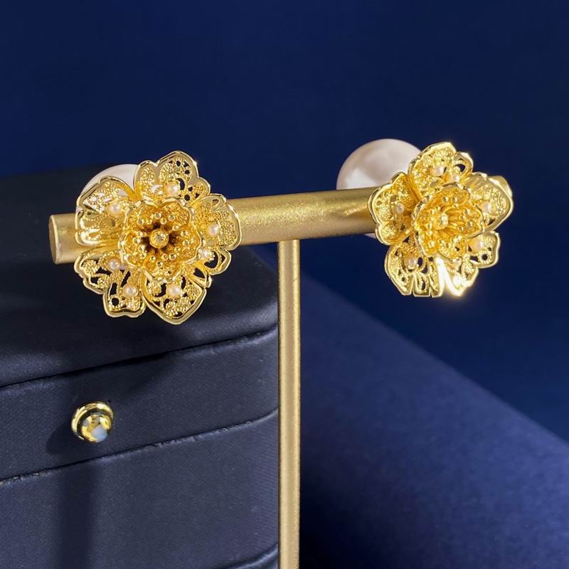 Dior Earring 10yxx152 (1)