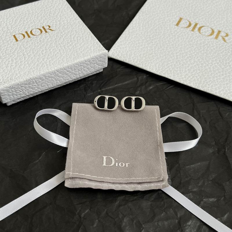 Dior Earring 11yxx160 (3)