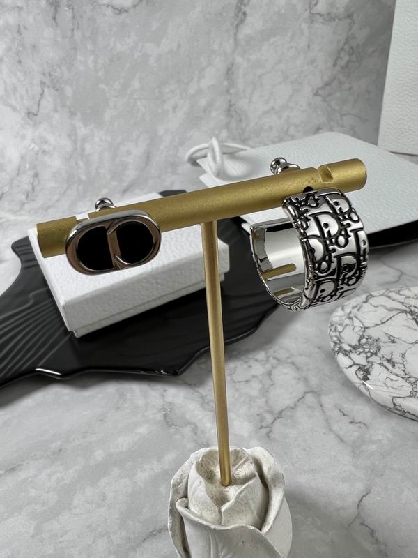 Dior Earring 11yxx164 (5)