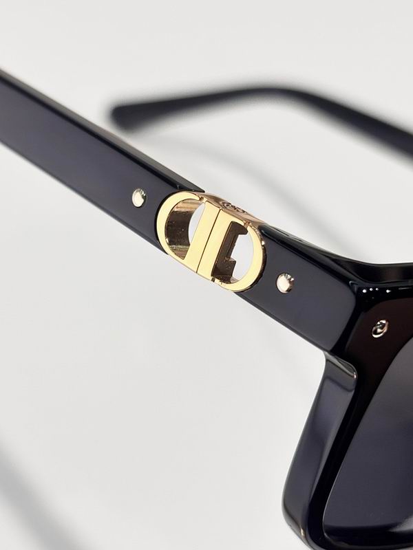 Dior Glasses smr (878)