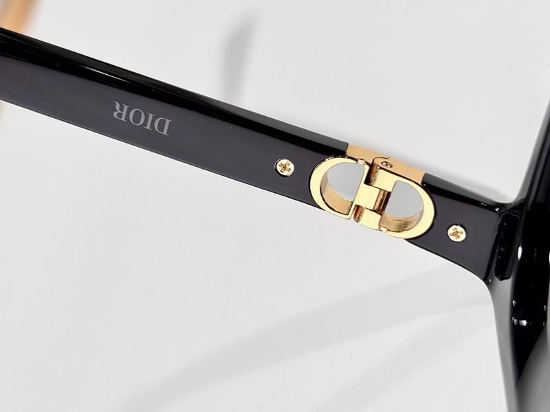 Dior Glasses smr (907)