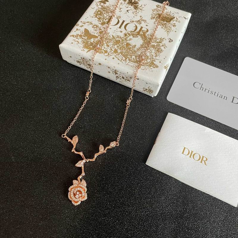 Dior Necklace 09yxx01 (7)