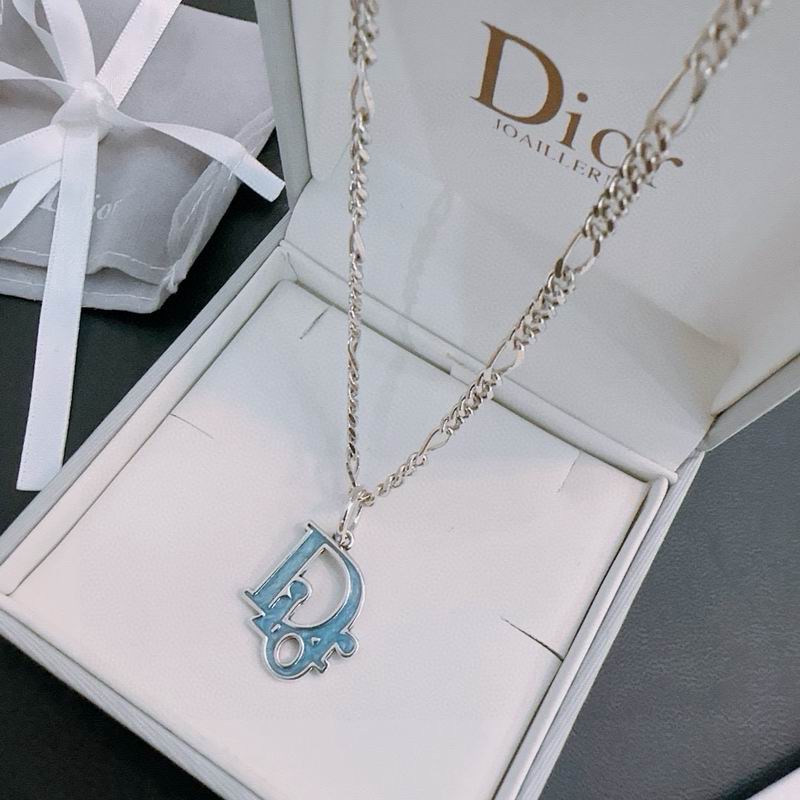 Dior Necklace 09yxx08 (3)