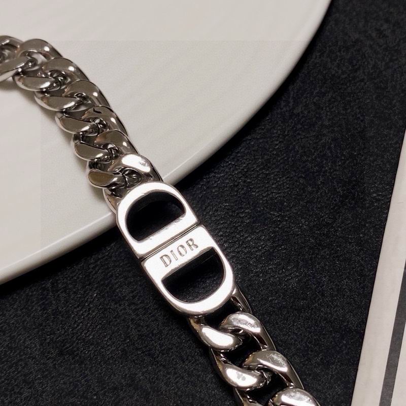 Dior Necklace 09yxx14 (3)