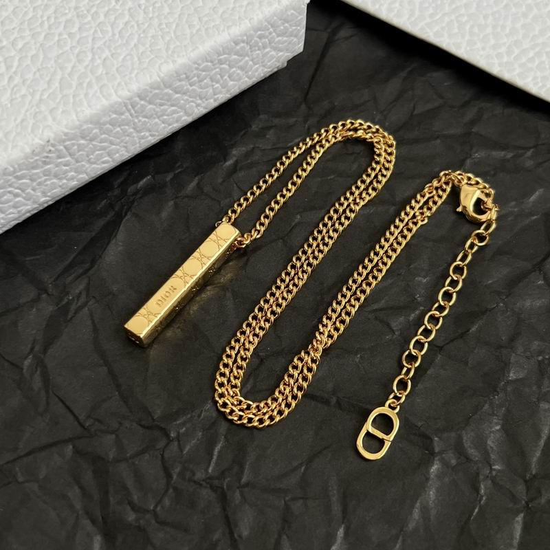 Dior Necklace 09yxx18 (10)