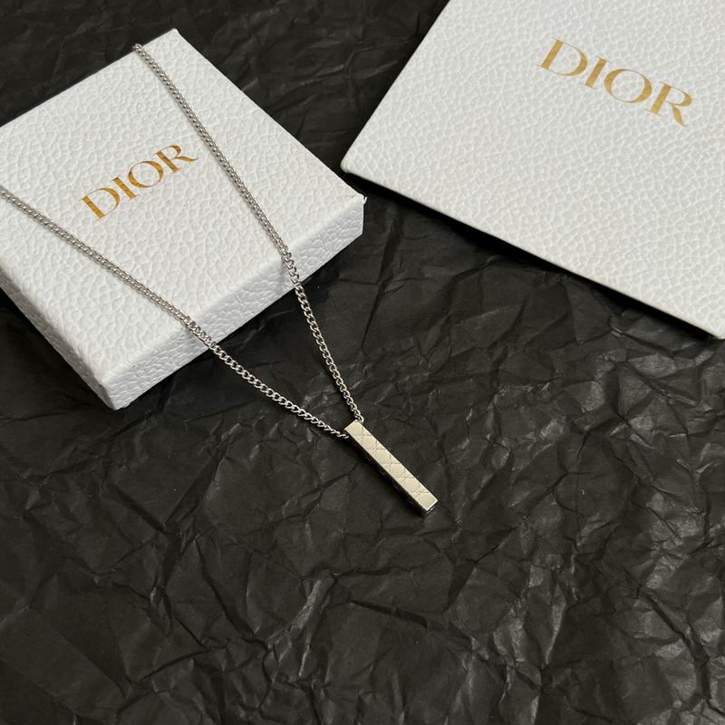 Dior Necklace 09yxx18 (5)