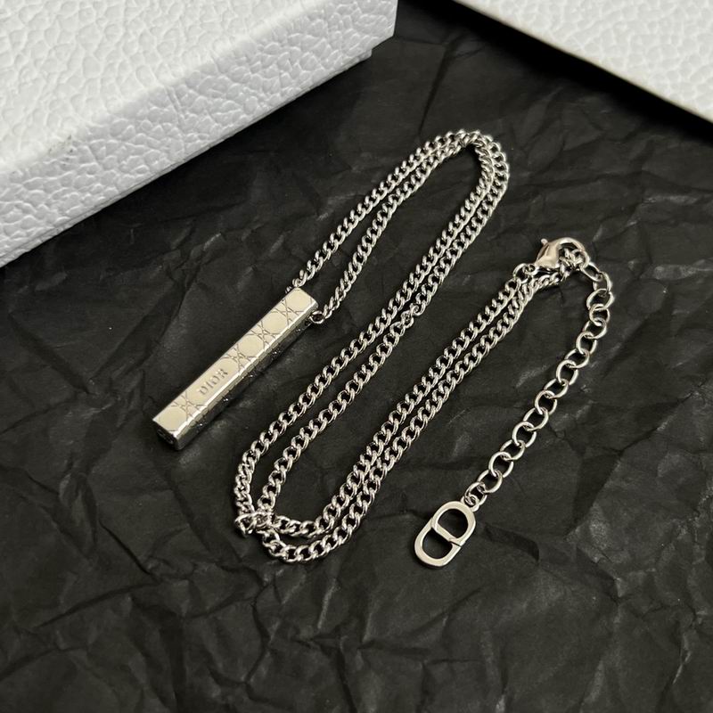 Dior Necklace 09yxx18 (6)