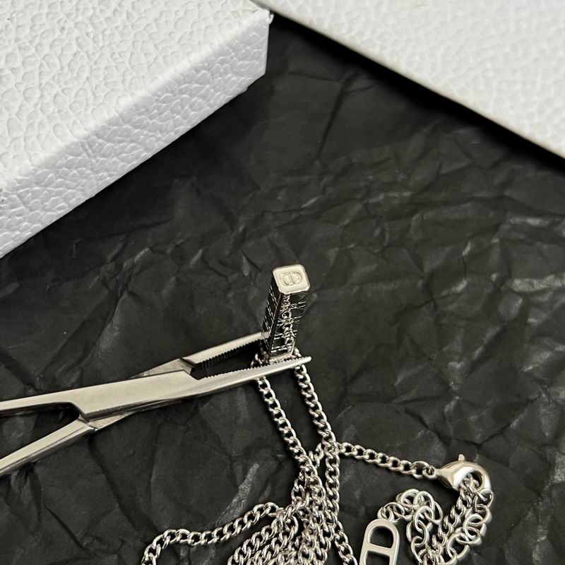 Dior Necklace 09yxx18 (7)