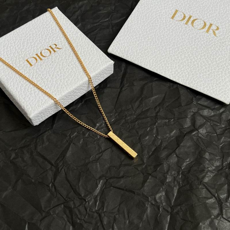 Dior Necklace 09yxx18 (8)