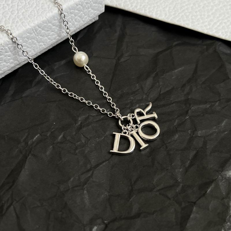 Dior Necklace 09yxx20 (16)