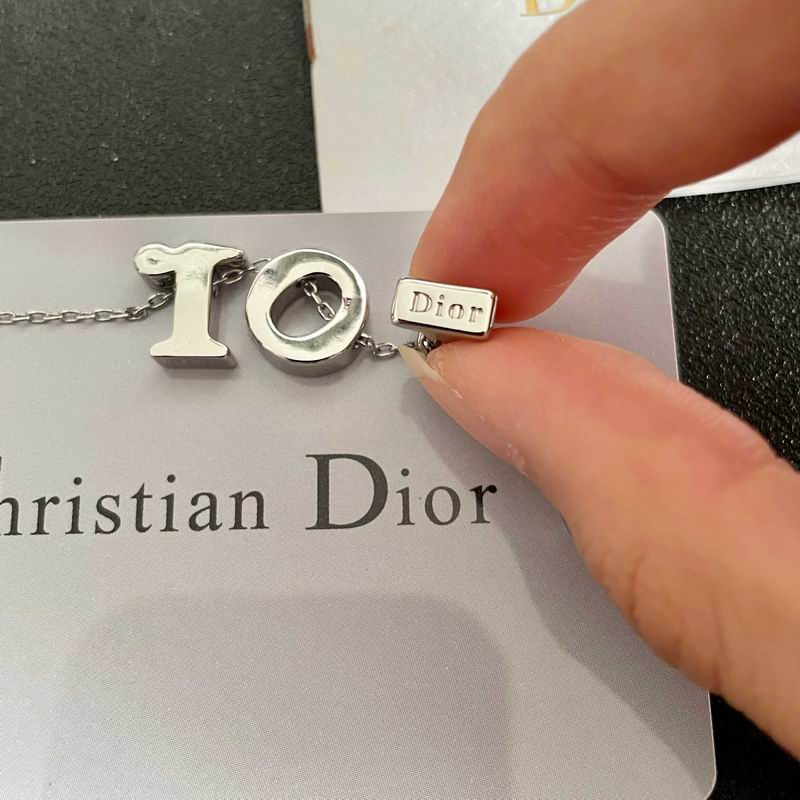 Dior Necklace 09yxx30 (5)