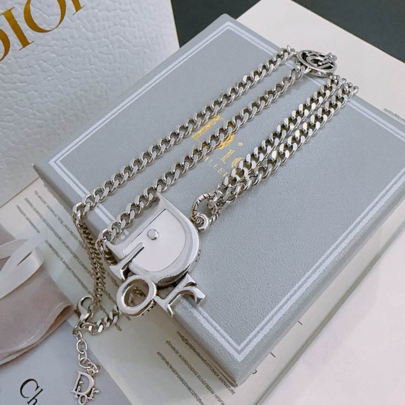 Dior Necklace 09yxx44 (4)