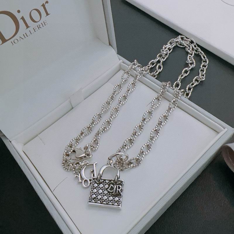 Dior Necklace 10yxx102 (1)