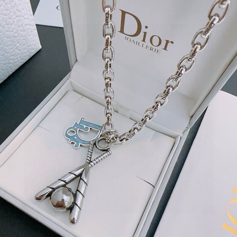 Dior Necklace 10yxx71 (3)