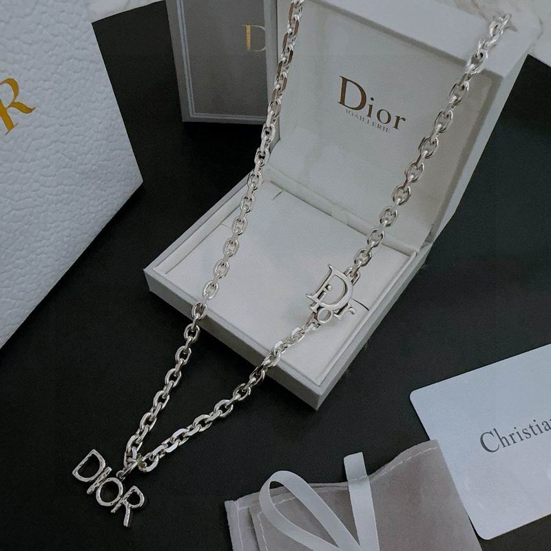 Dior Necklace 10yxx79 (4)