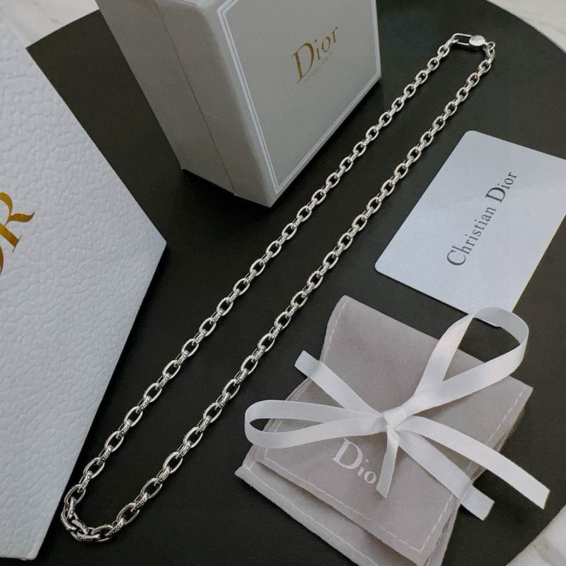 Dior Necklace 10yxx80 (1)