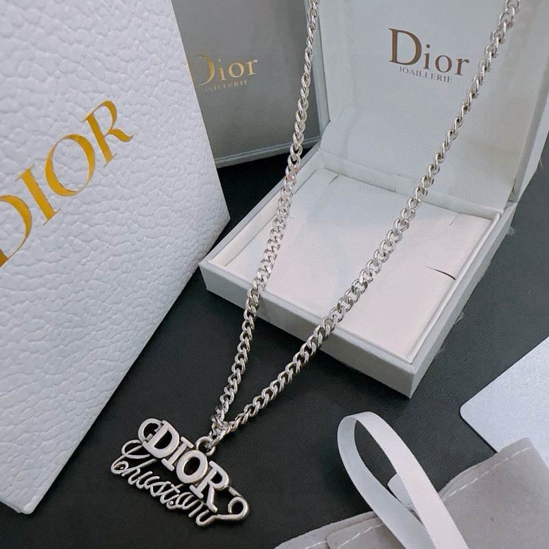 Dior Necklace 10yxx82 (1)