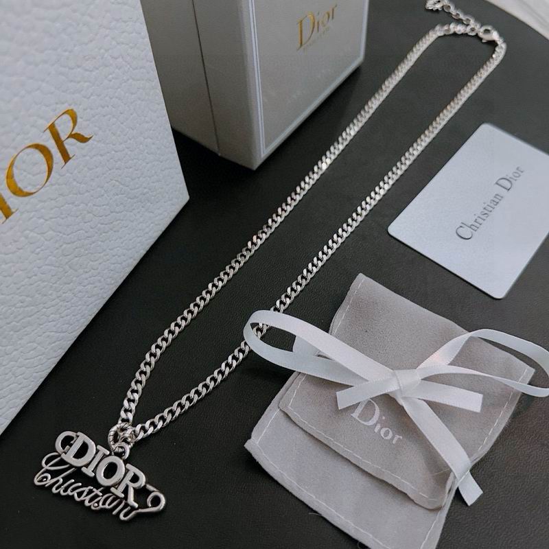 Dior Necklace 10yxx82 (2)