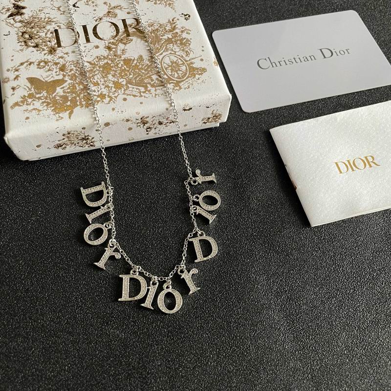 Dior Necklace 10yxx94 (8)