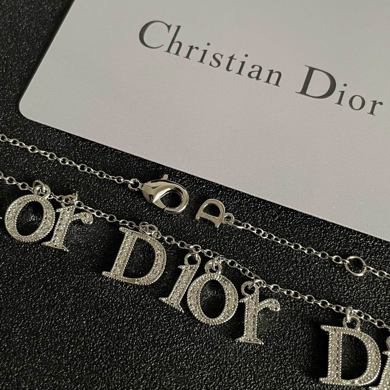 Dior Necklace 10yxx94 (9)