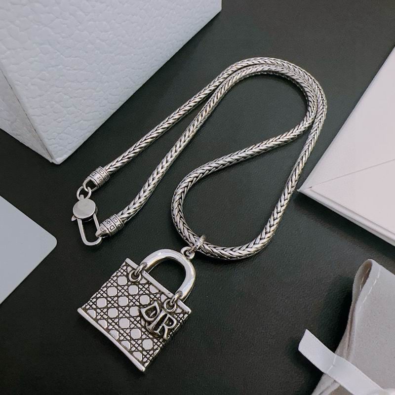 Dior Necklace 10yxx95 (4)