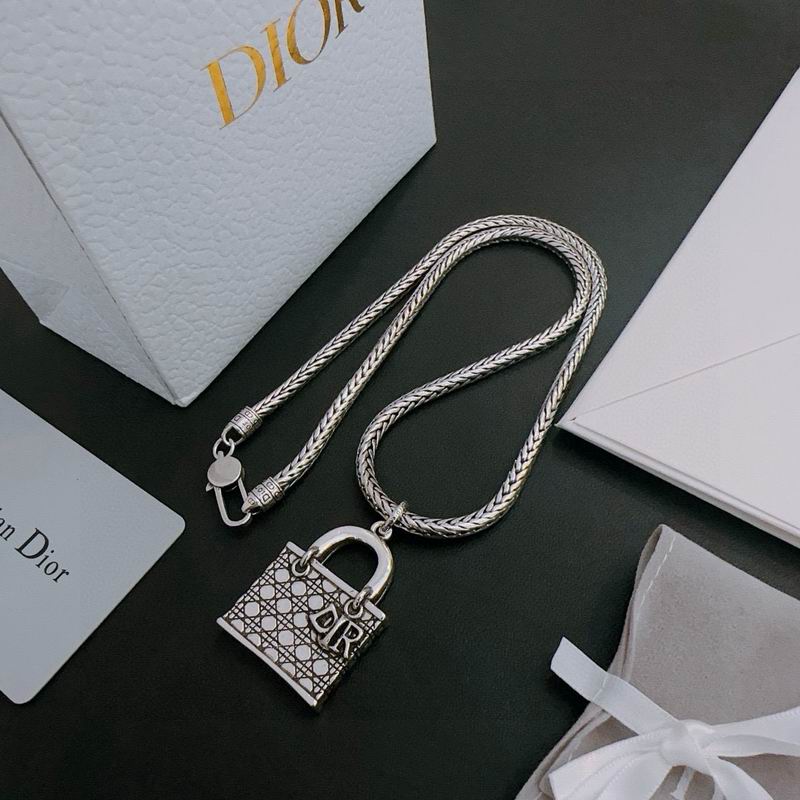 Dior Necklace 10yxx95 (5)