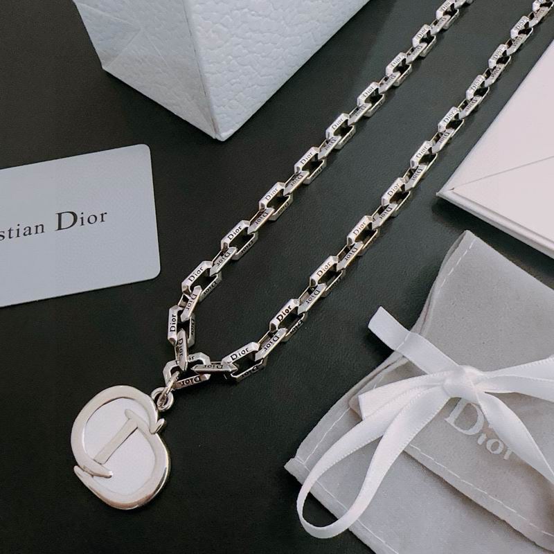 Dior Necklace 10yxx96 (5)