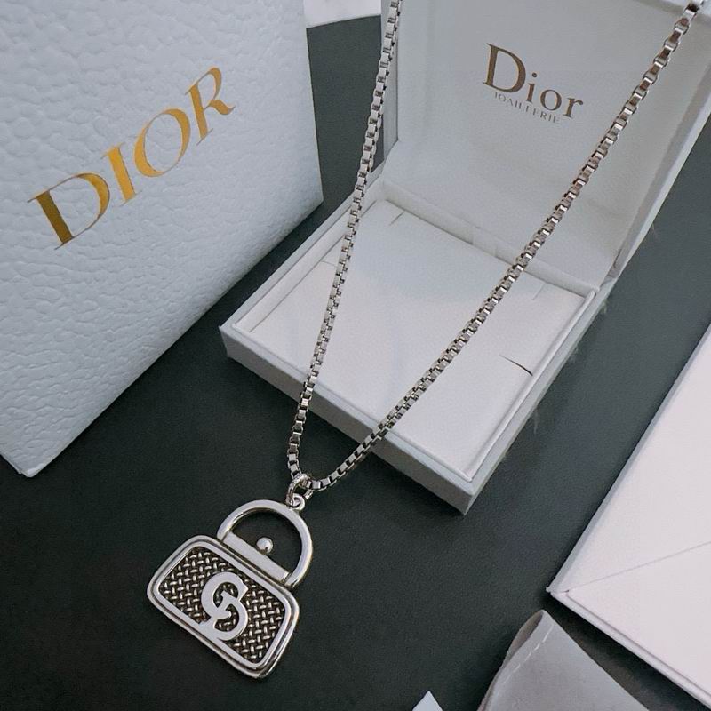 Dior Necklace 10yxx97 (4)