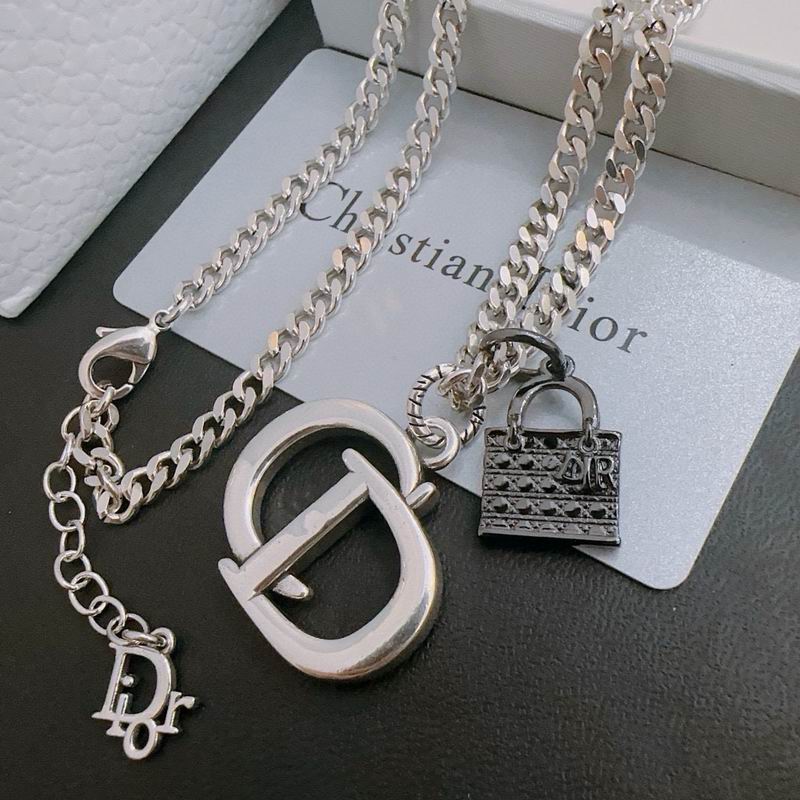Dior Necklace 10yxx98 (1)