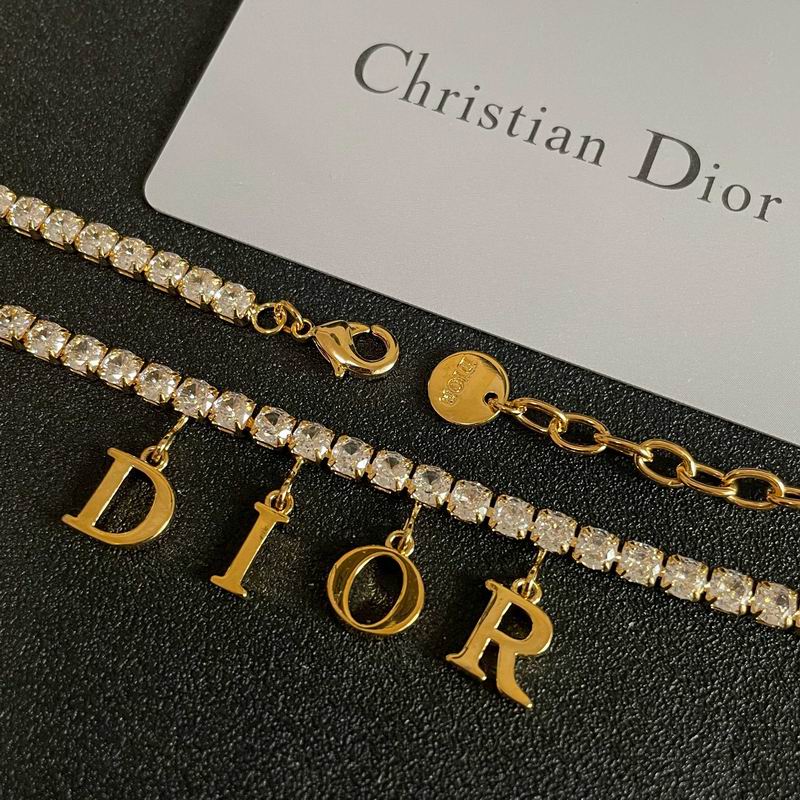 Dior Necklace 11yxx142 (3)