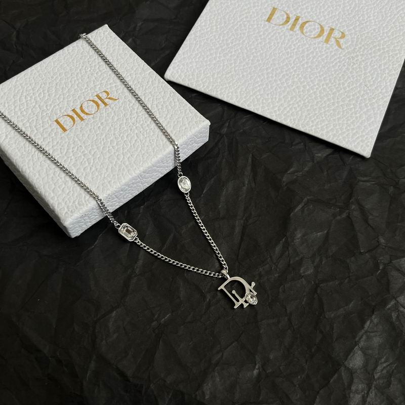 Dior Necklace 11yxx143 (2)