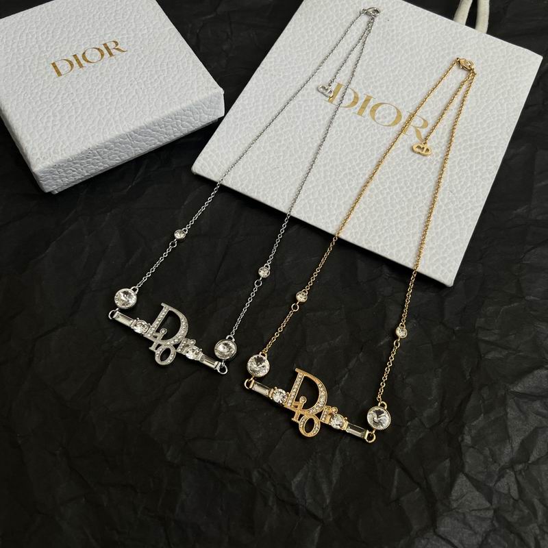 Dior Necklace 11yxx151 (1)