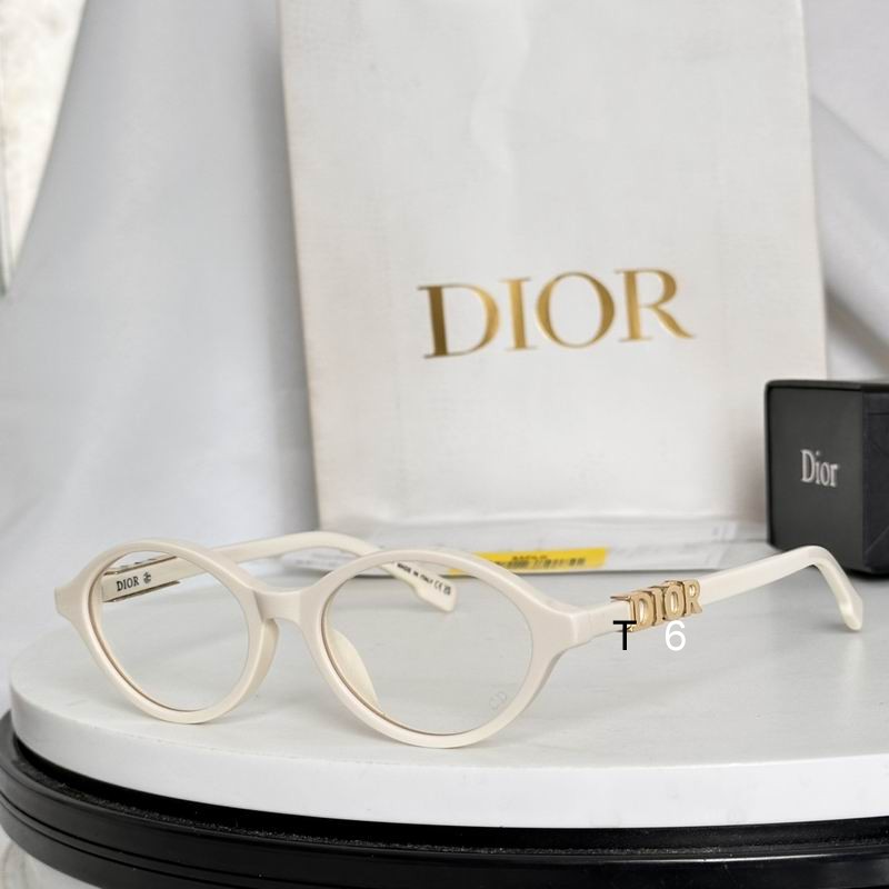 Dior PacficR7 51 18-145 e04
