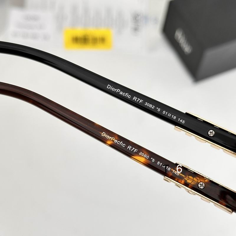 Dior PacficR7 51 18-145 e07